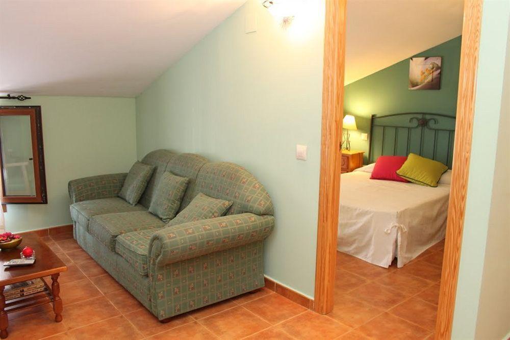 Sierra De Monfrague Apartment ตอร์เรฮอน เอล รูบิโอ ภายนอก รูปภาพ